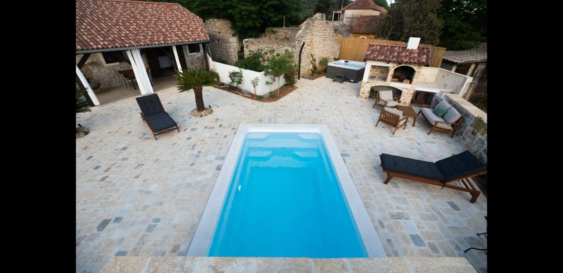 Moki'S Debi Villa Debeljak Kroatië